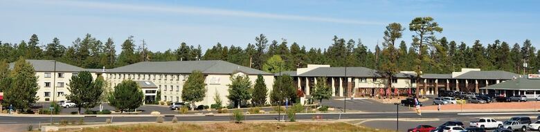 Hotel Red Feather Lodge