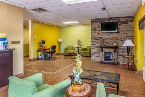 Hotel Econo Lodge Inn & Suites Newton