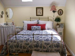 Bed & Breakfast Tin Lizzie Inn