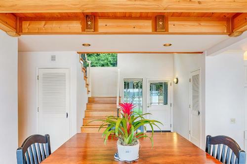 Four Stone Beach House