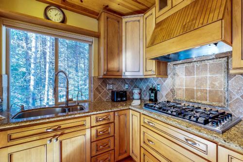 Classic Mountain Comfort