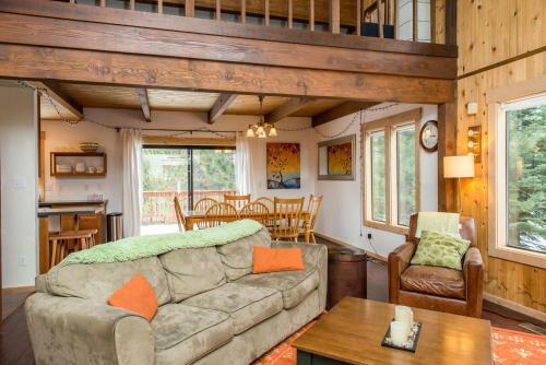 Wolfgang Holiday Home 15360