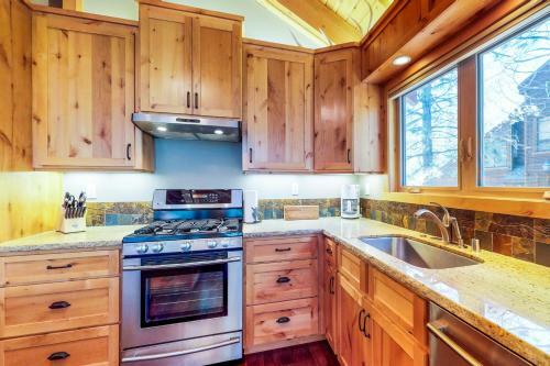 Skiview Cabin