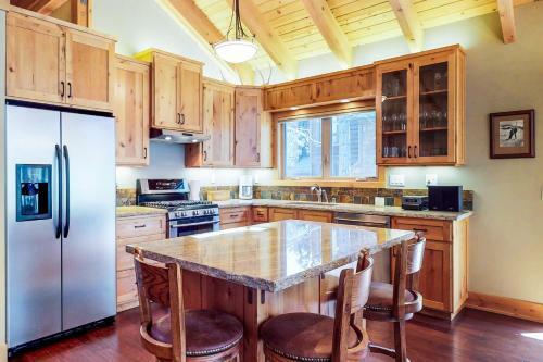 Skiview Cabin