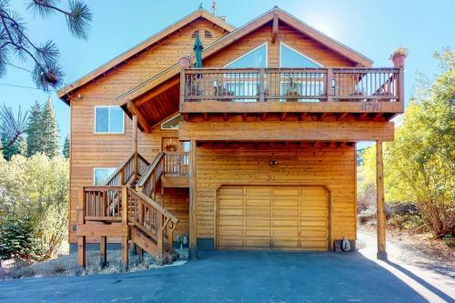 Mountain Grand