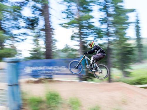 Truckee Boulders Escape