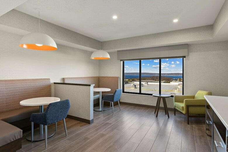 Hotel Hampton Inn & Suites Petoskey
