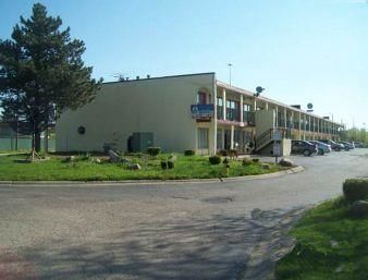 Motel Knights Inn Columbus