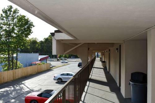 Hotel Econolodge Inn & Suites Bordentown