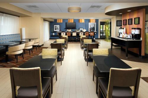 Hotel Hampton Inn Lenoir City