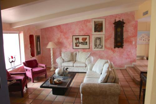 Azure Gate Bed And Breakfast