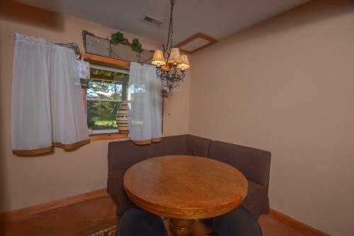 La Dolce Vita Six-bedroom Holiday Home