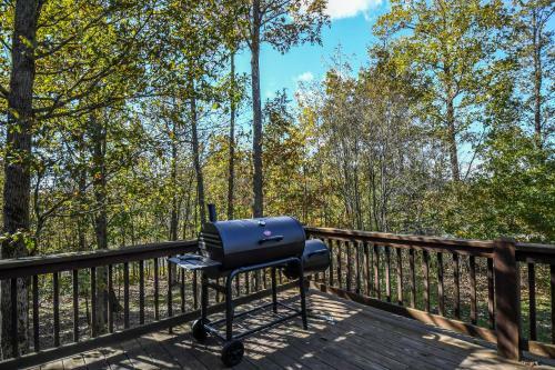 Timberwolf Five-bedroom Holiday Home