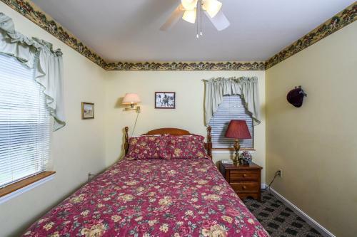 Timberwolf Five-bedroom Holiday Home