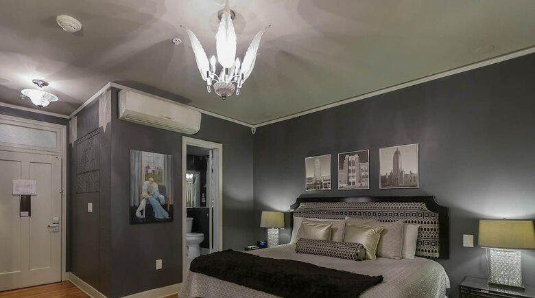 The Campbell Hotel