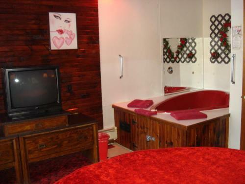 Cedar Grove Motel