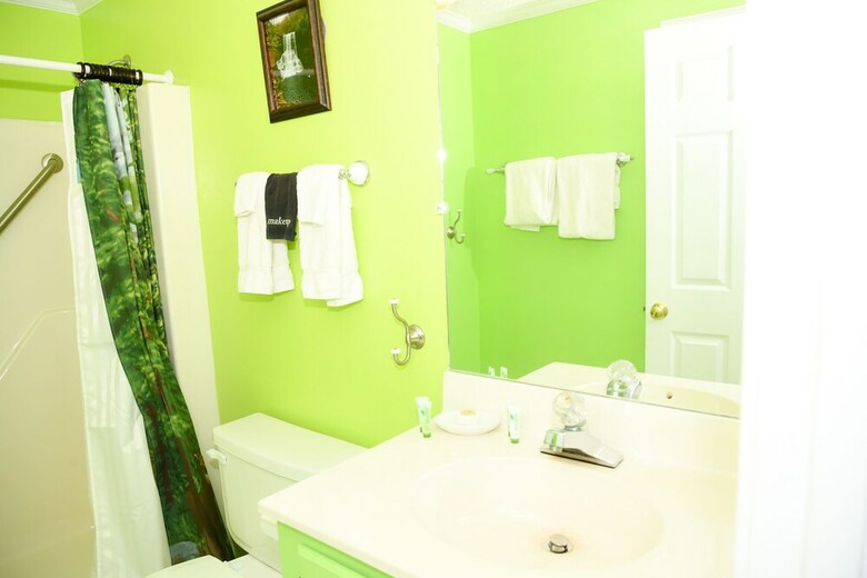 Bed & Breakfast Clay Corner Inn
