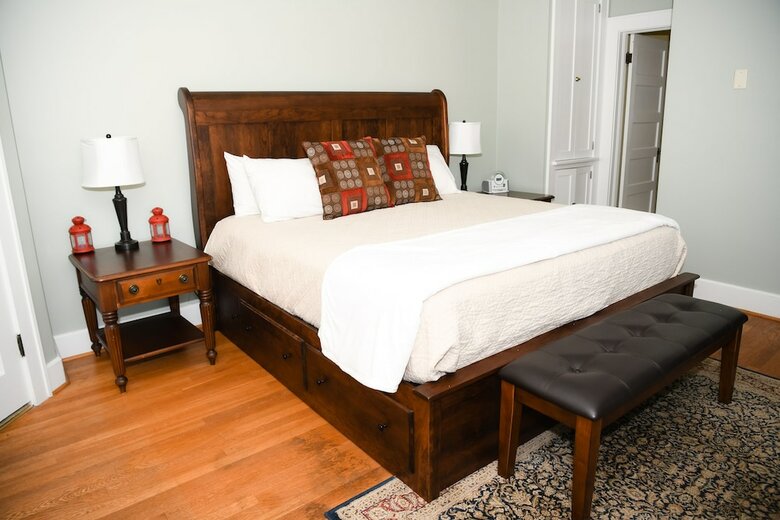 Bed & Breakfast Clay Corner Inn