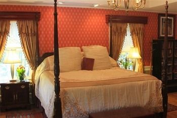 Melange Bed & Breakfast