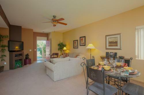Villa Desert Princess Country Club