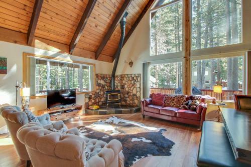 Charming Tahoe Chalet
