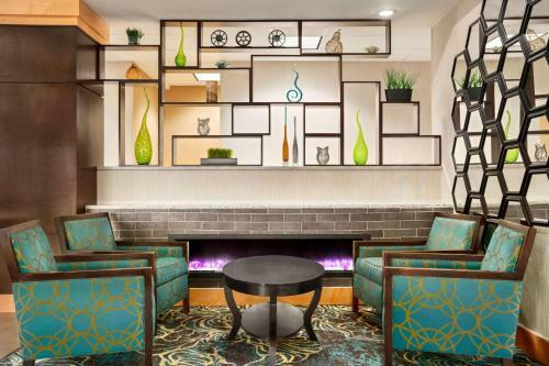 Posada La Quinta Inn & Suites Richmond Chesterfield