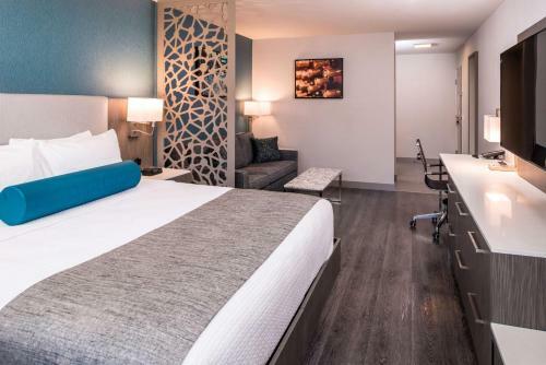Best Western Plus Temecula Wine Country Hotel & Suites