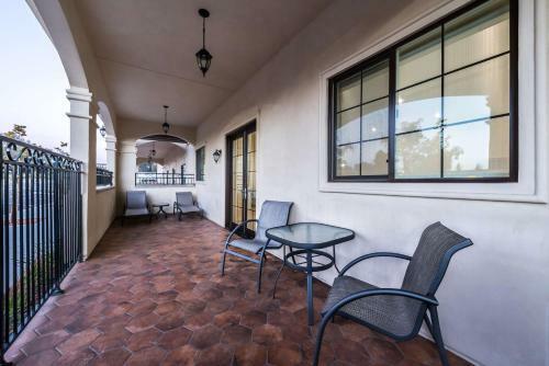 Best Western Plus Temecula Wine Country Hotel & Suites