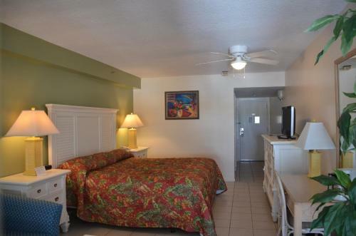 Hotel Pirate's Cove Resort And Marina - Stuart