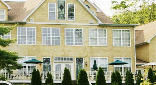 Elk Forge Bed And Breakfast