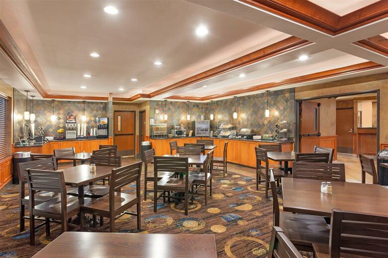 Hotel Best Western Plus Lincoln Inn & Suites