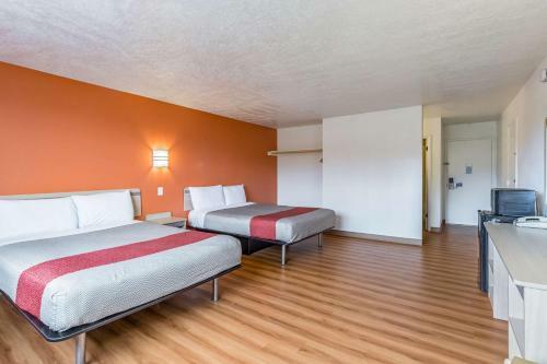 Motel 6 Beaverton