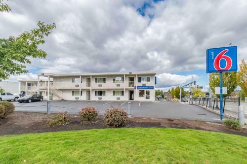 Motel 6 Beaverton