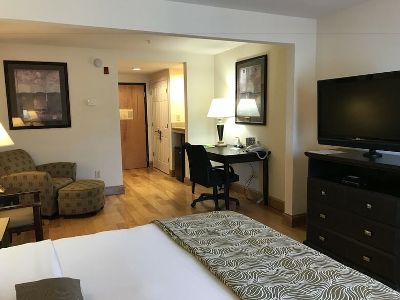 Hotel Wingate By Wyndham Lagrange