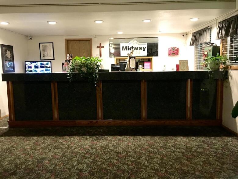 Motel Midway Inn