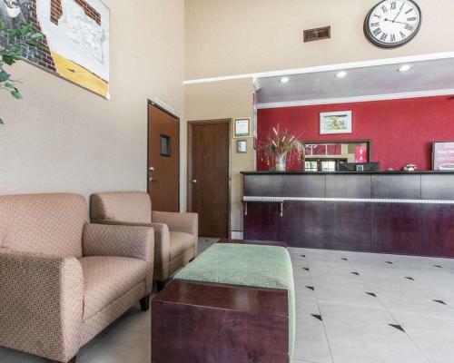 Motel Econo Lodge Inn & Suites Fallbrook Downtown