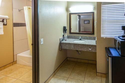 Motel Econo Lodge Inn & Suites Fallbrook Downtown