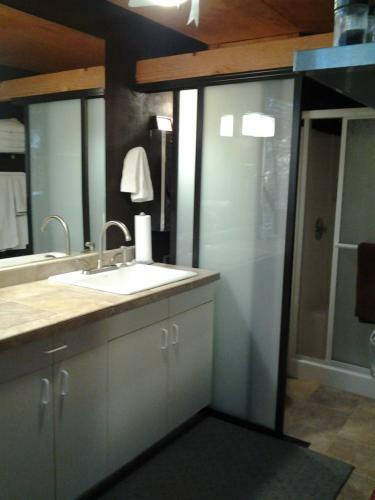 Hostal Rainbow Inn Bed And Breakfast