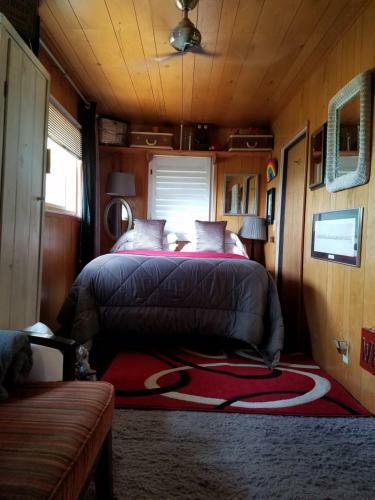 Hostal Rainbow Inn Bed And Breakfast