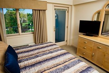 Hotel Bella Vista Suites Lake Geneva