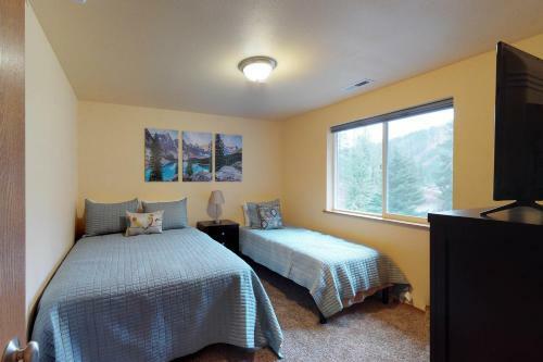 Leavenworth Bound & Gameroom