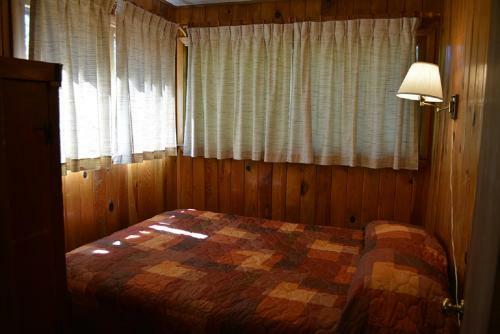 Lodge Whispering Pines Resort