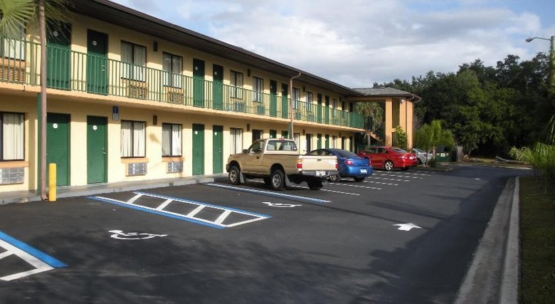 Motel Ambassador Inn