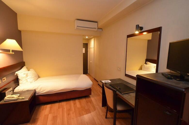 Hotel Bedford