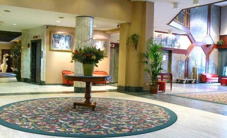 Hotel Bedford