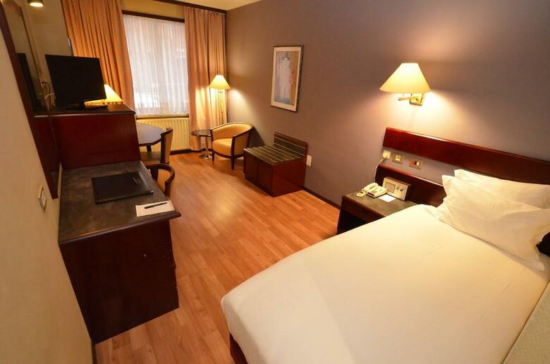 Hotel Bedford