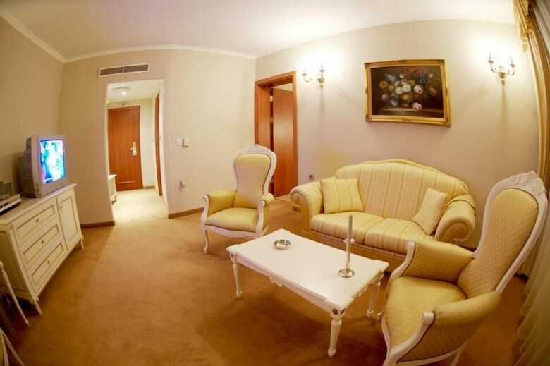 Hotel Mirage