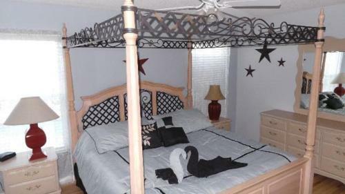 Loyalty Vacation Homes - Kissimmee