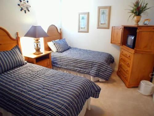 Basnett Villa 7795