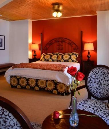 The Holland Hotel